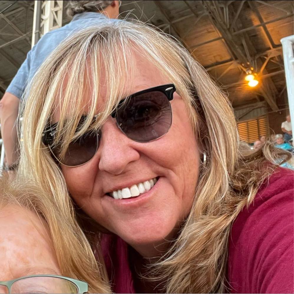 Meet your Posher, Angie